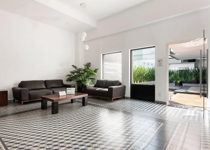 Beautiful Loft. King Size Bed. 150 Mbps Internet. *