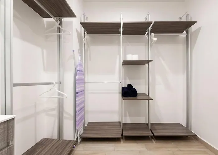 Beautiful Loft. King Size Bed. 150 Mbps Internet. Apartamento