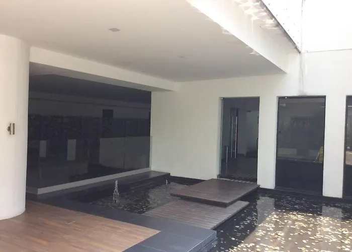 Beautiful Loft. King Size Bed. 150 Mbps Internet. Apartamento